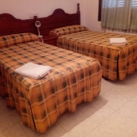 Hostal Restaurante San Millan Orihuela del Tremedal Luaran gambar